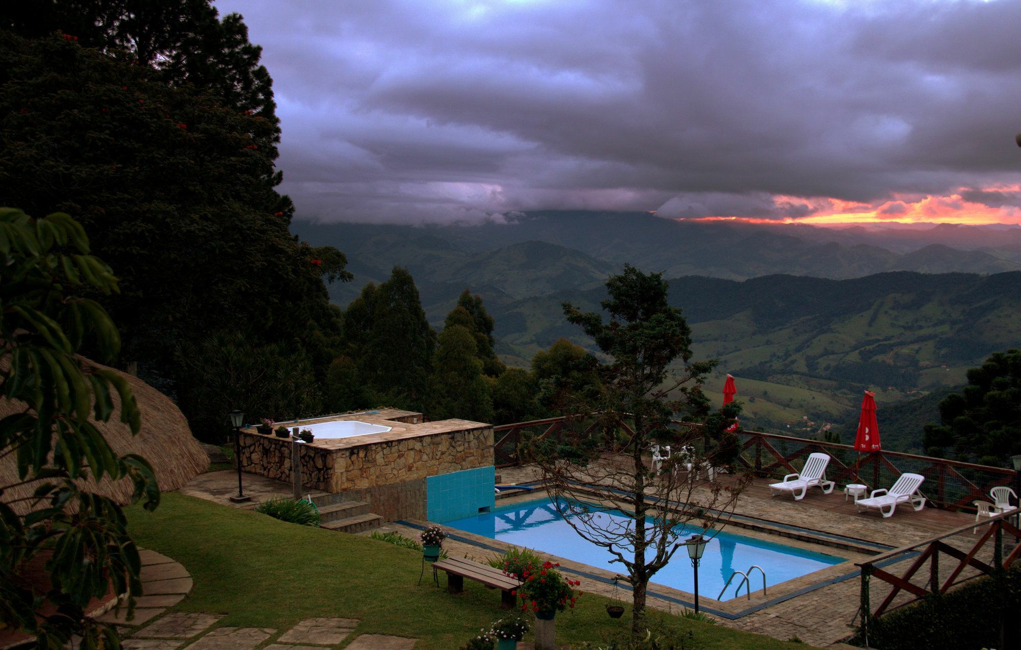 Pousada Marco Polo Campos do Jordão Eksteriør bilde